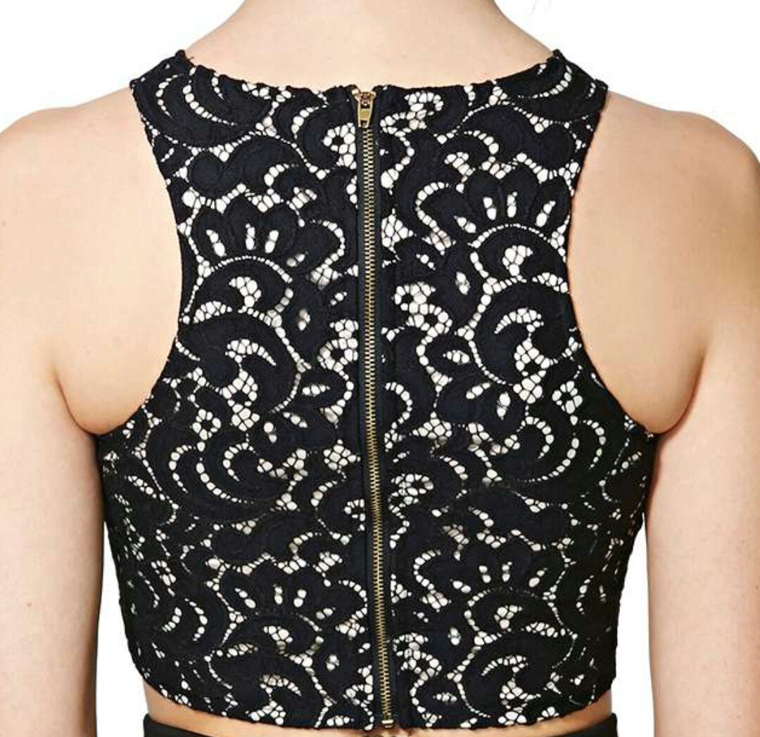 BLOUSE GURU HL3B Halter Neck Design 3 - Image 2